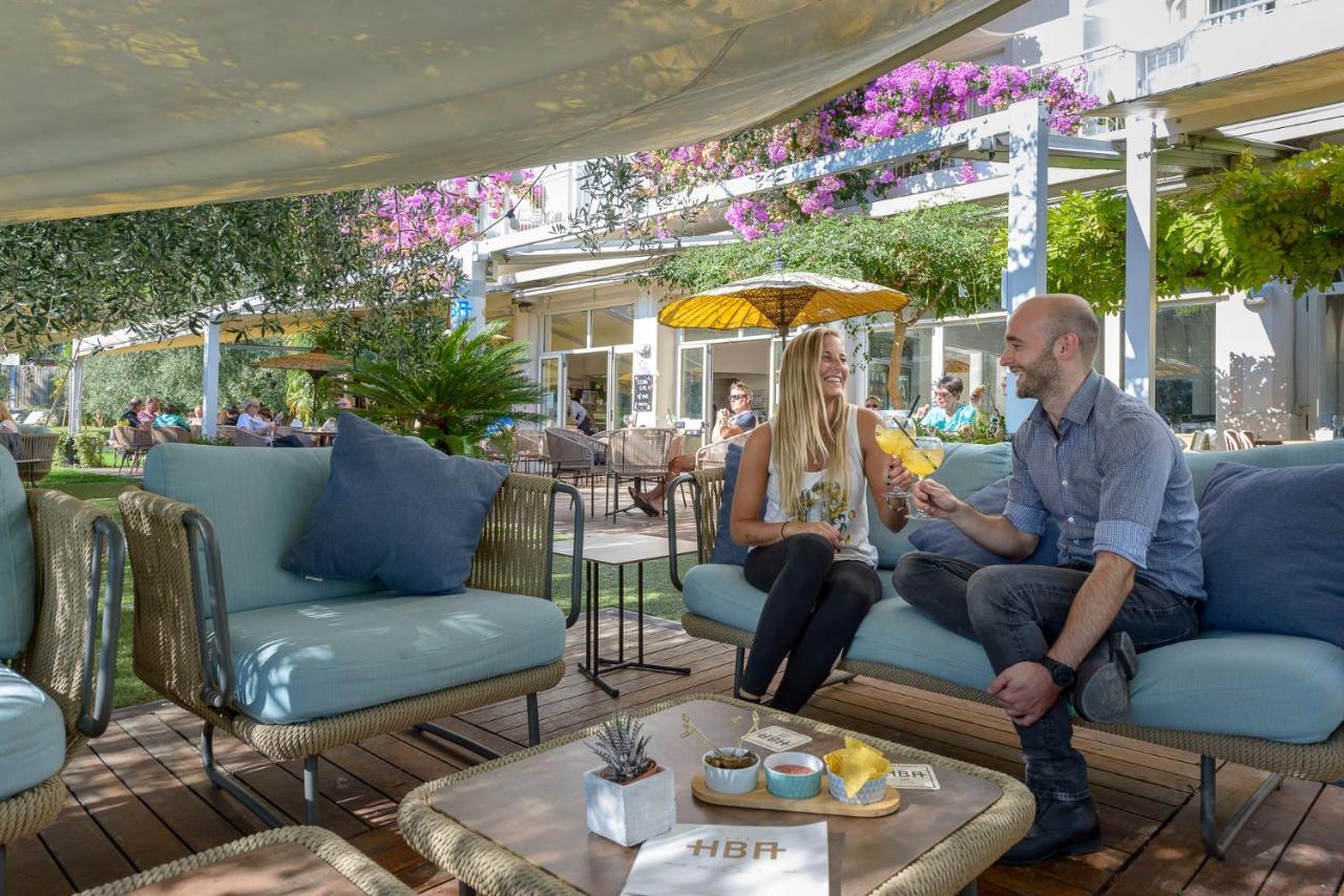 Hotel Baia Azzurra - Lake Front Torbole Sul Garda Dış mekan fotoğraf