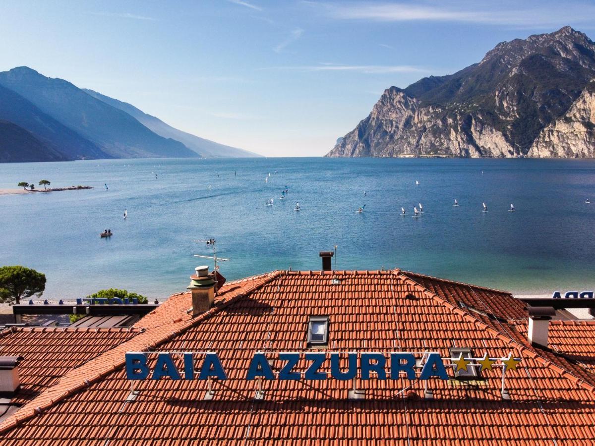 Hotel Baia Azzurra - Lake Front Torbole Sul Garda Dış mekan fotoğraf